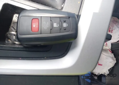 2025 Toyota Rav4 Xle Premium from USA, damaged, VIN 2T3C1RFV3SW367491